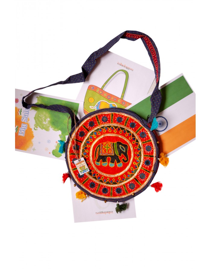 Наплечная индийская сумка с вышитым слоном 981